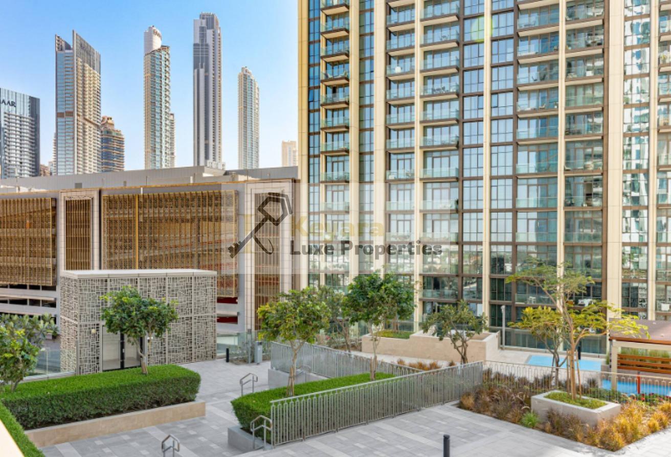 LUXURY LIVING | BURJ KHALIFA VIEW | VACANT photo 29