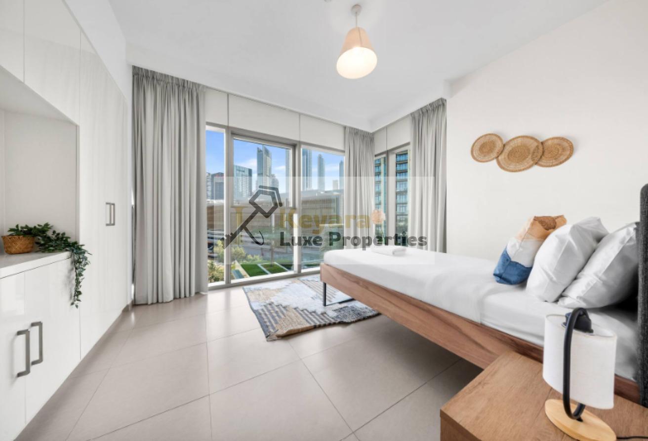 LUXURY LIVING | BURJ KHALIFA VIEW | VACANT photo 14