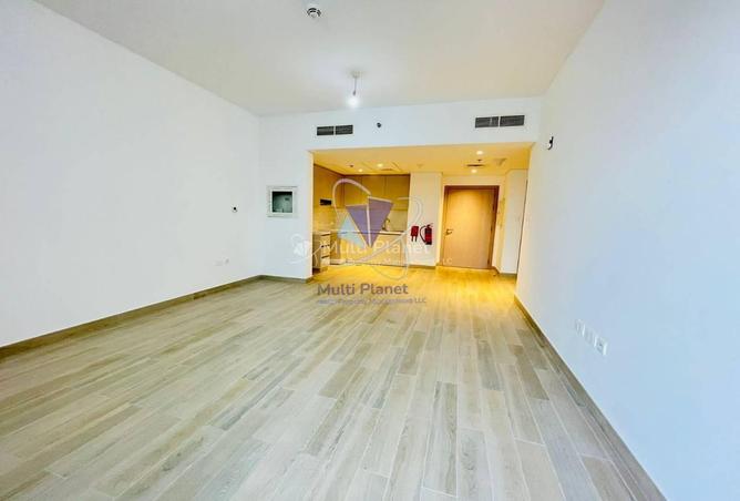 16049443 - صورة العقار 3