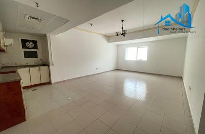 Apartment - 1 Bedroom - 2 Bathrooms for rent in Fatimah Saleh Building - Al Muhaisnah 4 - Al Muhaisnah - Dubai