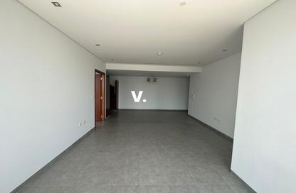 Apartment - 1 Bedroom - 2 Bathrooms for rent in Maze Tower - Sheikh Zayed Road - Dubai Apartment - 1 Bedroom - 2 Bathrooms for rent in Maze Tower - Sheikh Zayed Road - Dubai