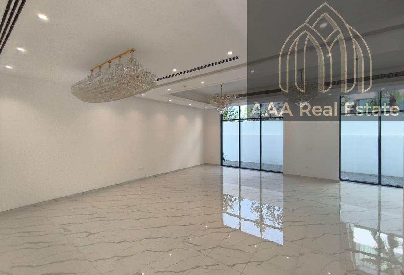 BRAND NEW|DOUBLE STORY|ELEGANT|PRIME LOCATION photo 4