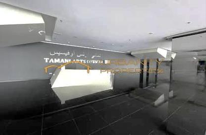 متجر - استوديو - 2 حمامات للبيع في برج تماني - الخليج التجاري - دبي