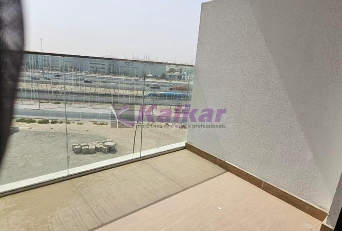 87026585 - Property Image 3