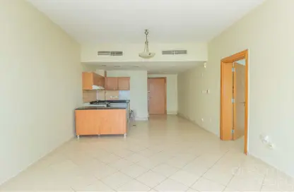 شقة - غرفة نوم - 2 حمامات للبيع في A  برج - لاجو فيستا - مدينة دبي للإنتاج (اي ام بي زد) - دبي