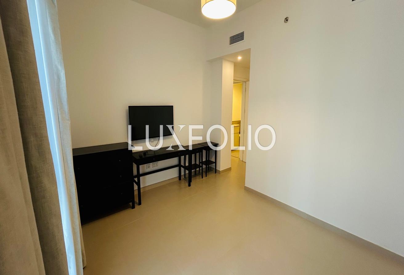 Pool View | Vacant | Semi-Furnished photo 17