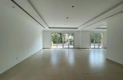 فيلا - 4 غرف نوم - 5 حمامات للايجار في لانتانا فيلا 2 - لانتانا فيلا - حديقة دبي العلميه - دبي