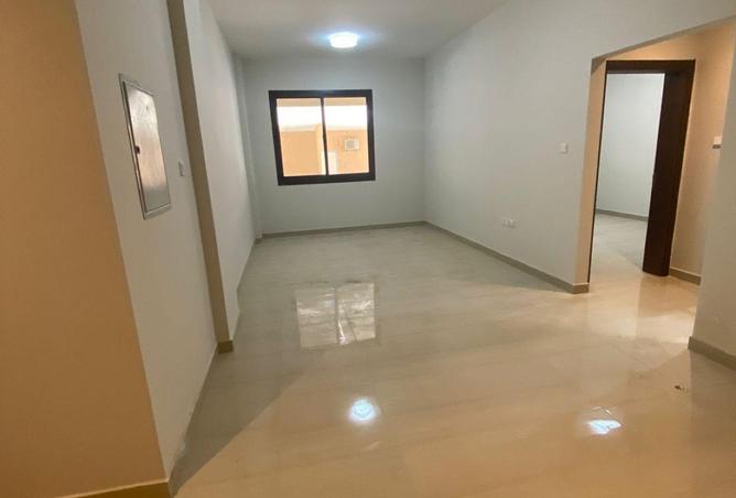 87033289 - Property Main Image