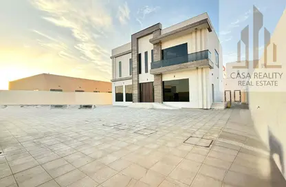 Villa - 5 Bedrooms - 6 Bathrooms for rent in Al Aweer 1 - Al Aweer - Dubai