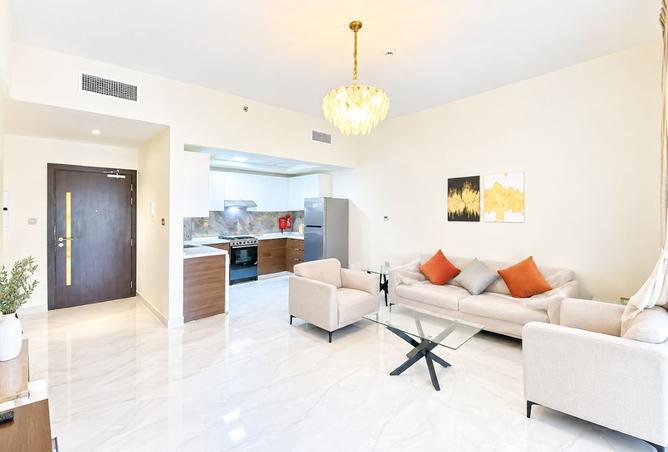 Fully Furnished| High-End Finish| Multiple Cheques photo 3
