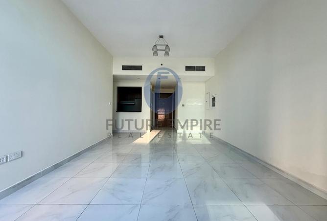 74232072 - Property Image 2