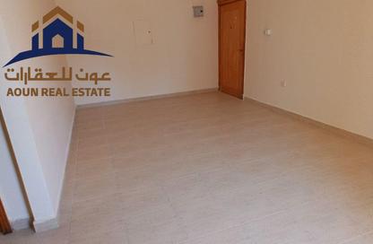 Apartment - 1 Bedroom - 2 Bathrooms for rent in Al Qulaya'ah - Al Sharq - Sharjah Apartment - 1 Bedroom - 2 Bathrooms for rent in Al Qulaya'ah - Al Sharq - Sharjah