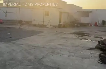 Factory - Studio - 2 Bathrooms for rent in Umm Al Thuoob - Umm Al Quwain