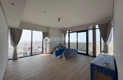 Apartment - 2 - 2 for rent in Seslia Tower - District 4 - Jumeirah Village Triangle - Dubai