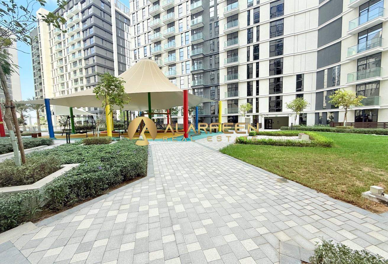 3BHK Apartment | Pool View | Family Community photo 18