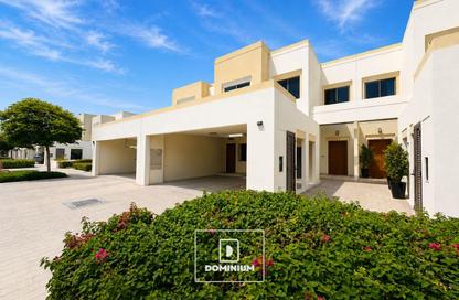 Townhouse - 4 - 4 for rent in Reem Townhouses - Town Square - Dubai