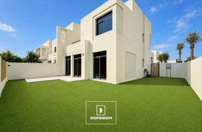 Townhouse - 4 - 4 for rent in Reem Townhouses - Town Square - Dubai