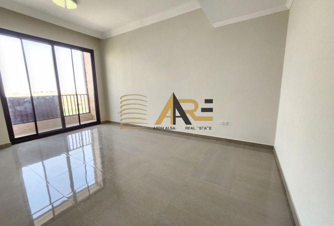 121104714 - Property Image 3