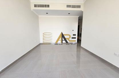Apartment - 1 Bedroom - 2 Bathrooms for rent in Al Rahmaniya - Sharjah Apartment - 1 Bedroom - 2 Bathrooms for rent in Al Rahmaniya - Sharjah
