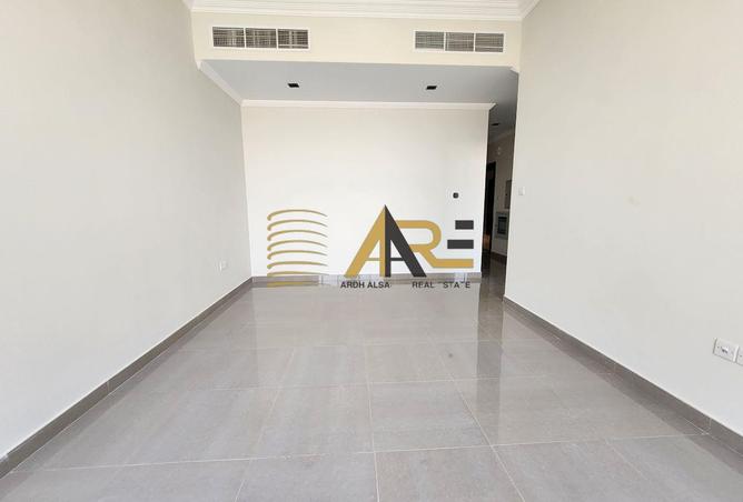 121104714 - Property Main Image