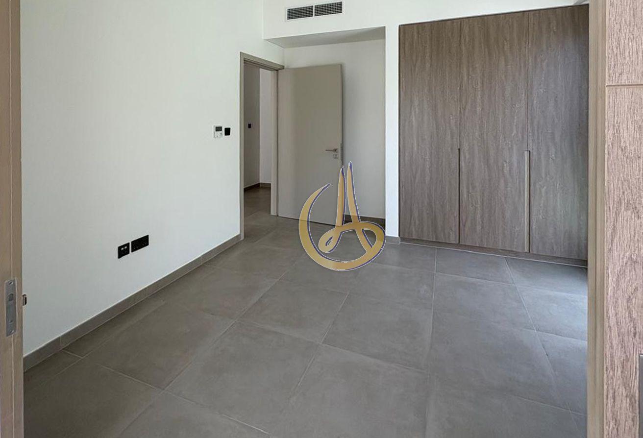 Corner Unit | Big Layout| Close to Pool photo 7