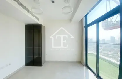 Apartment - 1 Bedroom - 2 Bathrooms for rent in Central Park Tower - District 12 - Jumeirah Village Circle - Dubai