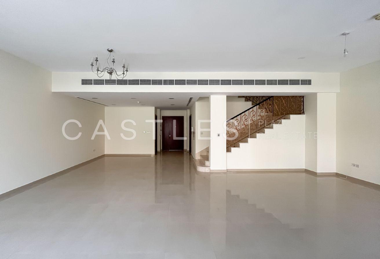 Ready To Move In | spacious Townhouse For Rent photo 4