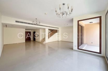 Townhouse - 4 - 5 for rent in Jumeirah Islands Townhouses - Jumeirah Islands - Dubai