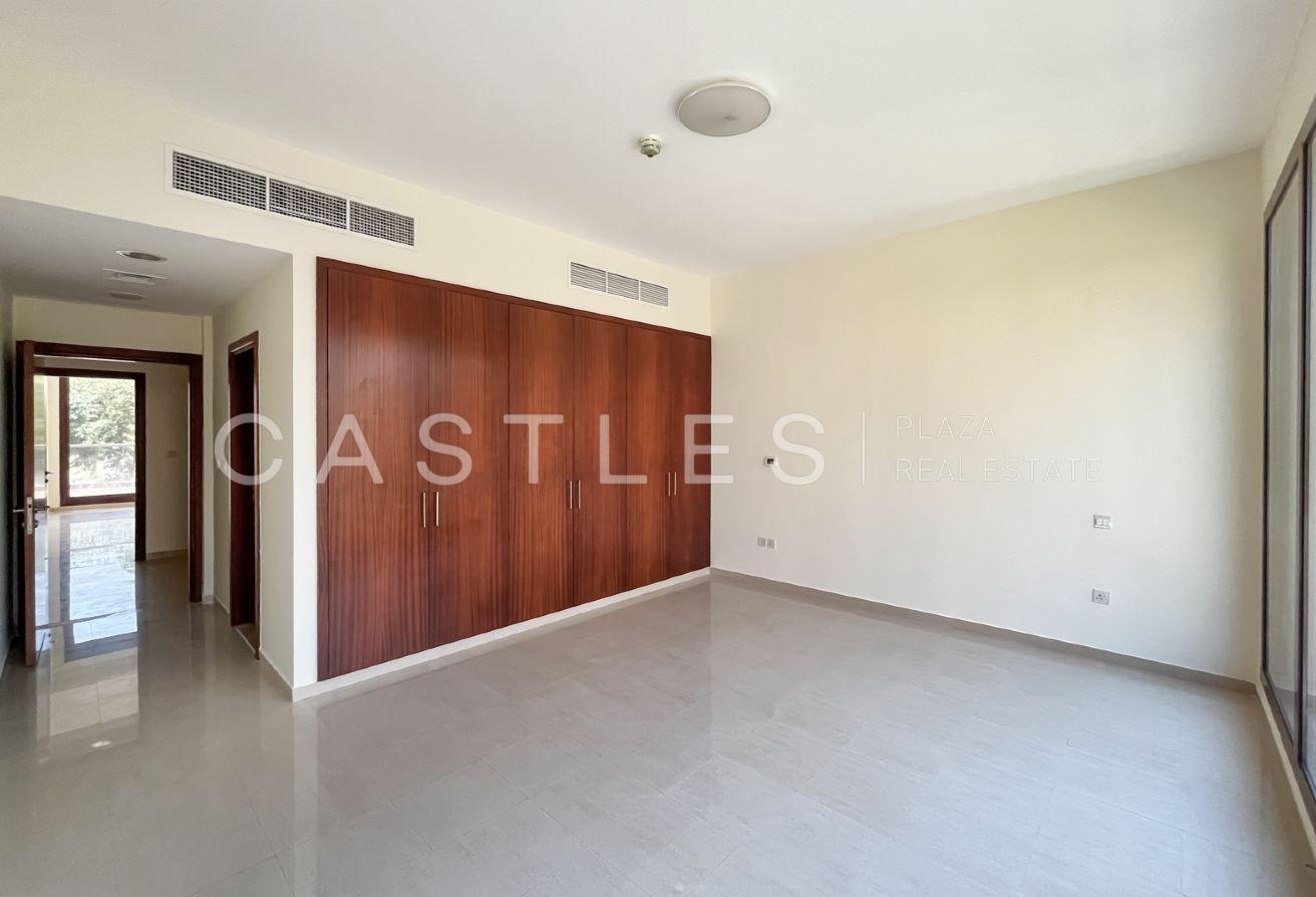 Ready To Move In | spacious Townhouse For Rent photo 21