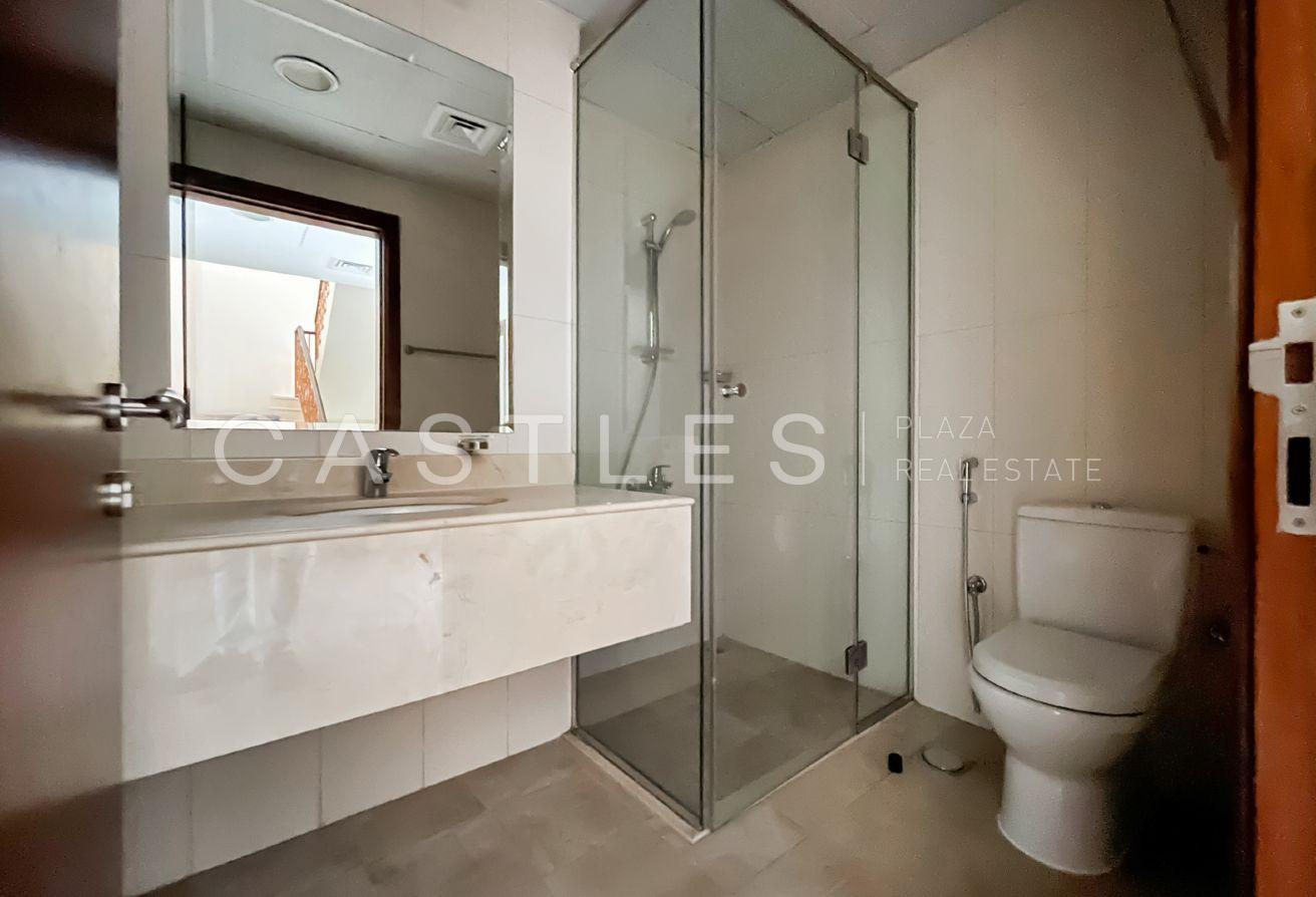 Ready To Move In | spacious Townhouse For Rent photo 27