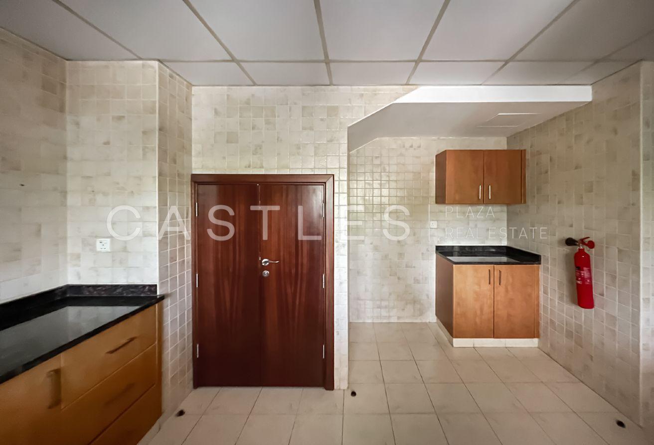 Ready To Move In | spacious Townhouse For Rent photo 9