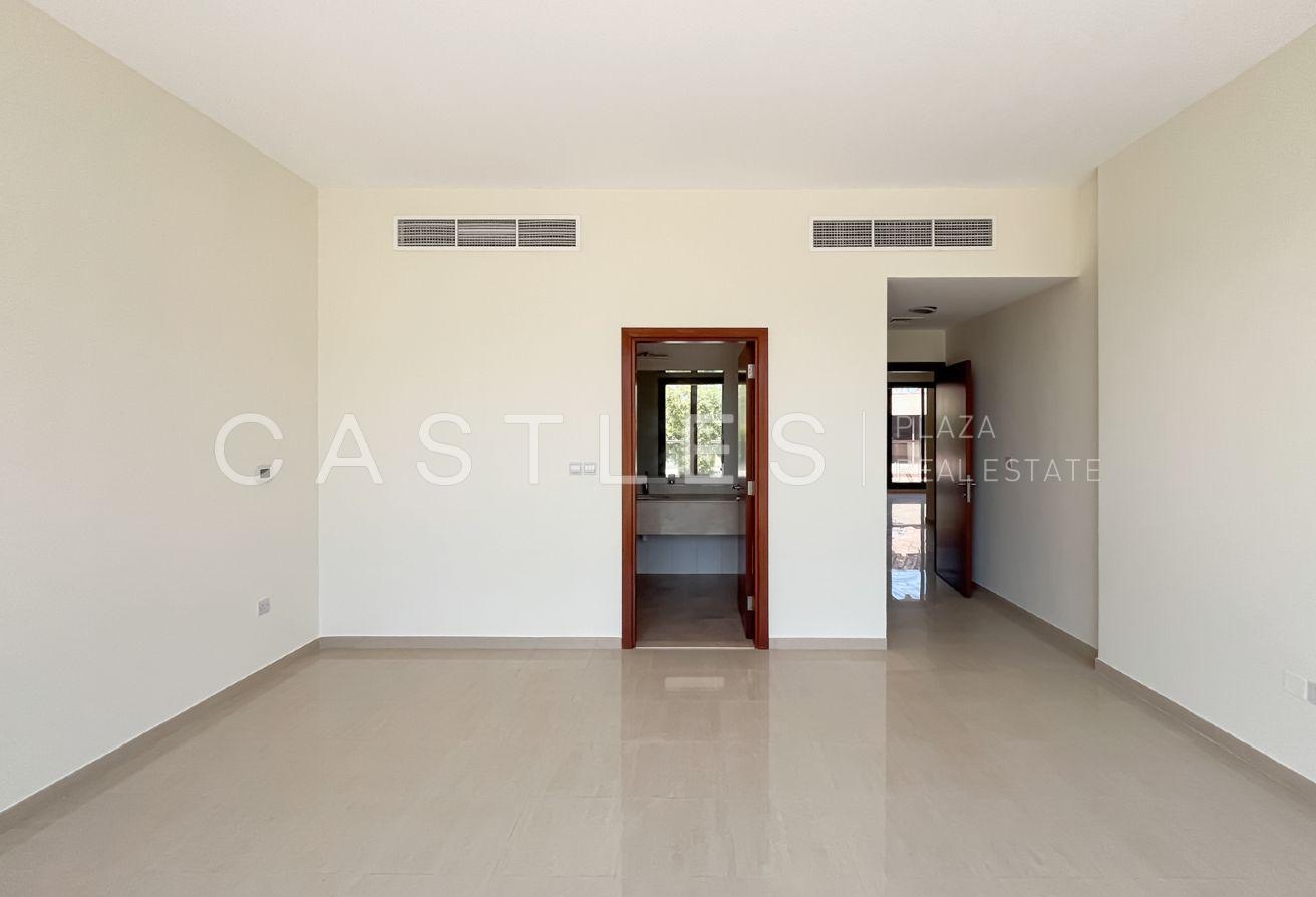 Ready To Move In | spacious Townhouse For Rent photo 19