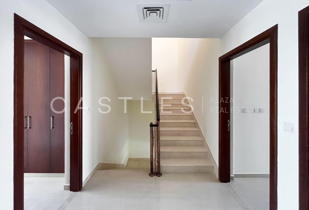 Ready To Move In | spacious Townhouse For Rent photo 16