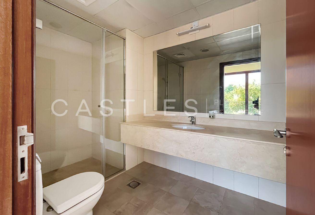 Ready To Move In | spacious Townhouse For Rent photo 20