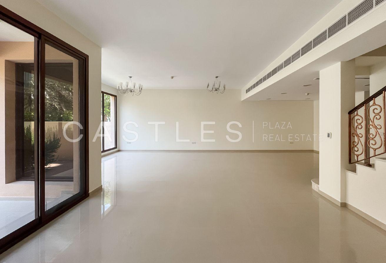 Ready To Move In | spacious Townhouse For Rent photo 5