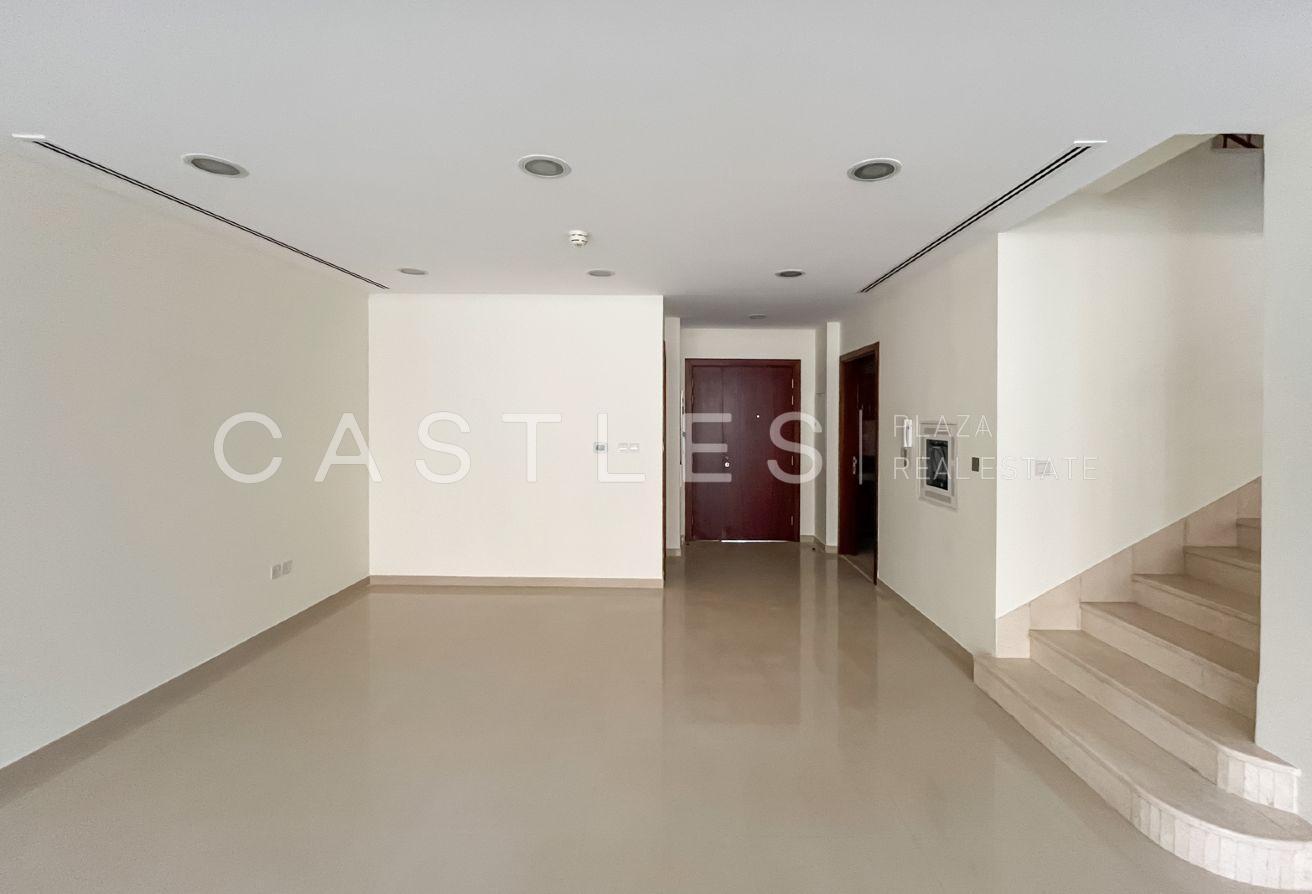 Ready To Move In | spacious Townhouse For Rent photo 6