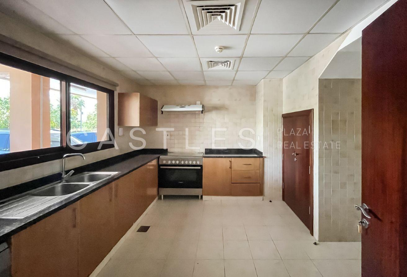 Ready To Move In | spacious Townhouse For Rent photo 7