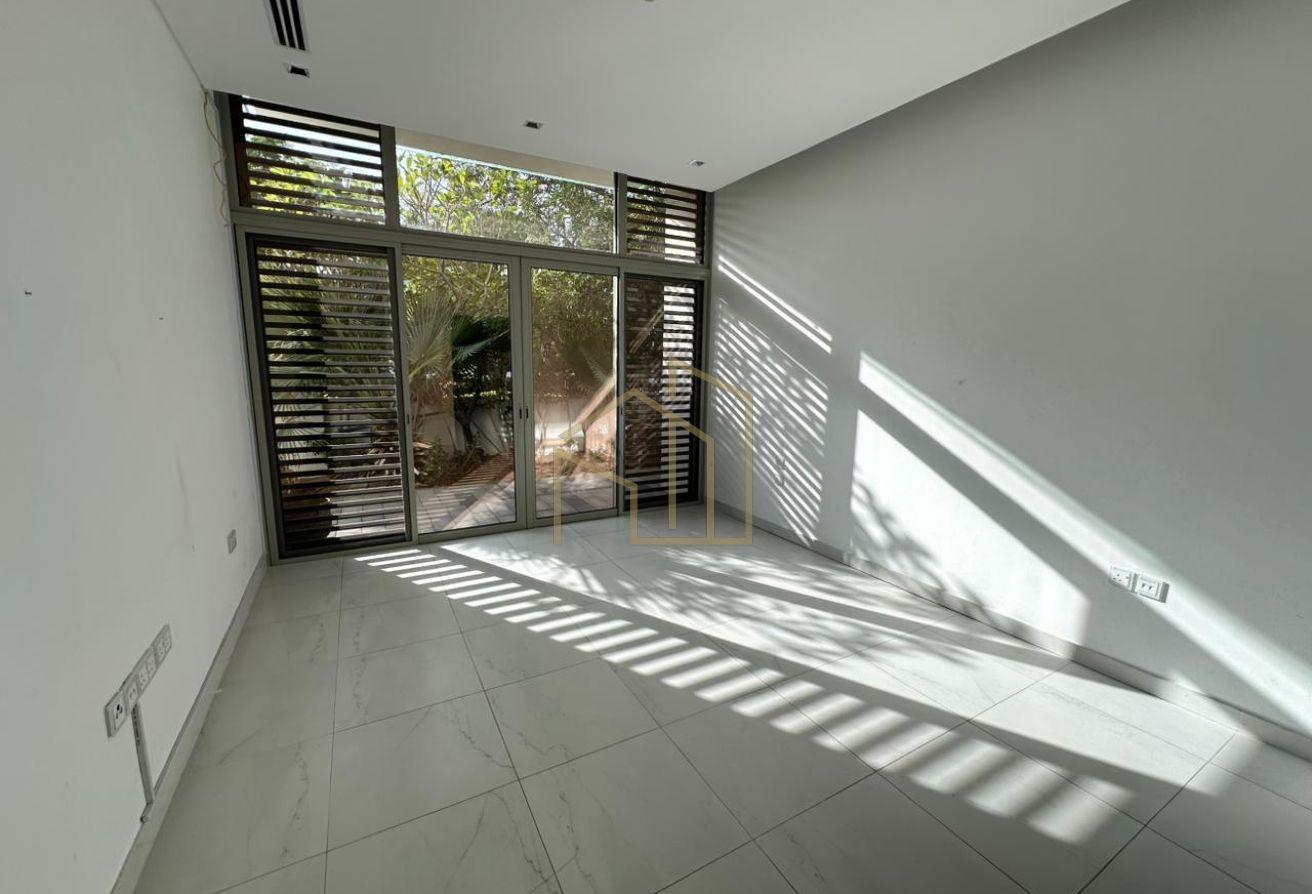 Contemporary Phase 1 | Vacant | Near Clubhouse photo 12