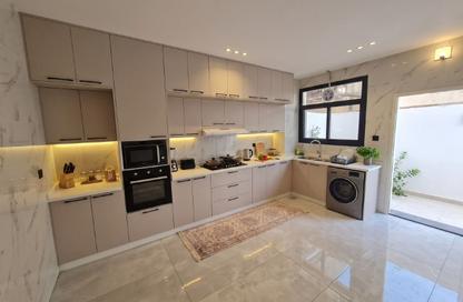 Villa - 4 - 6 for sale in Kabbali Hills - Al Helio 2 - Al Helio - Ajman