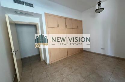 Apartment - 3 Bedrooms - 4 Bathrooms for rent in Thuraya Al Majaz Building - Al Majaz 3 - Al Majaz - Sharjah