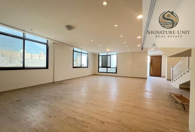 77808033 - Property Main Image