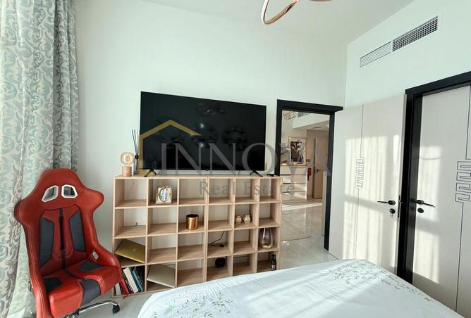 16072000 - Property Image 3