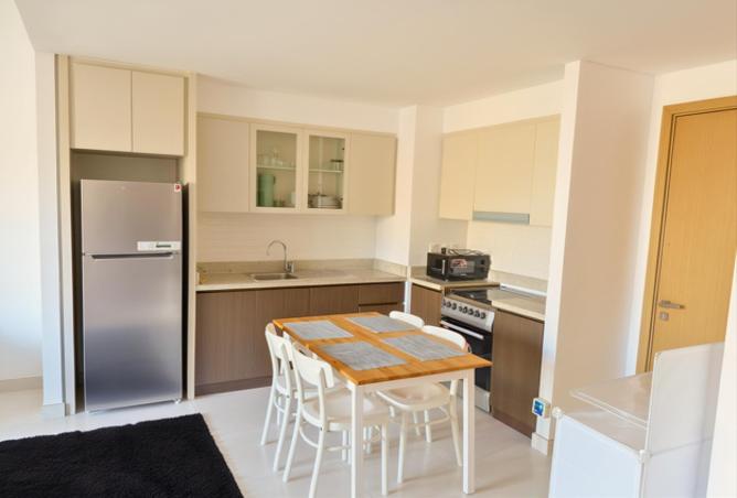 82801460 - Property Image 3