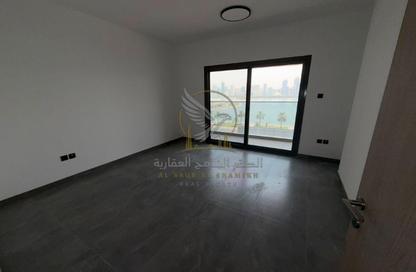 Apartment - 4 Bedrooms - 5 Bathrooms for rent in Al Majaz 3 - Al Majaz - Sharjah