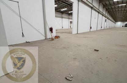 Warehouse - Studio - 5 Bathrooms for rent in Ali Mousa Building - Al Sajaa Industrial - Al Sajaa - Sharjah