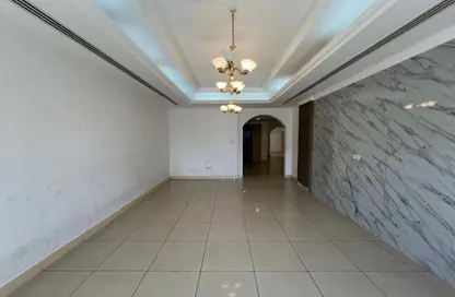 بنتهاوس - 5 غرف نوم - 6 حمامات للايجار في المجاز 3 - المجاز - الشارقة