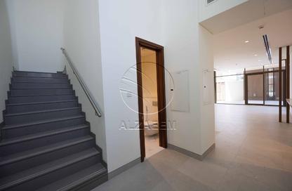 Townhouse - 3 - 4 for rent in Nad Al Dhabi - Al Jubail Island - Abu Dhabi