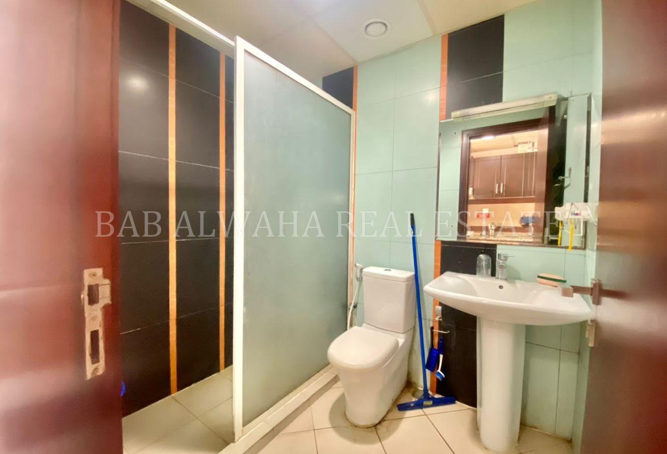 Bright &Spacious Studio Apartment Ready to Move In photo 5