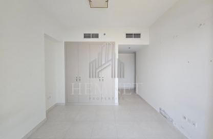 Apartment - 3 - 4 for rent in Al Waleed Garden 1 - Al Waleed Garden - Al Jaddaf - Dubai