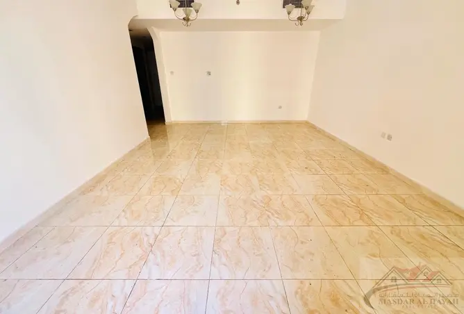160547106 - Property Image 3